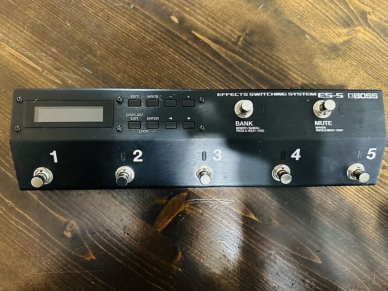 Boss ES-5 Effects Switching System