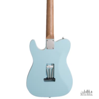 CP Thornton  Classic III Hot Rod Series Sonic Blue / Indian Ivory image 4
