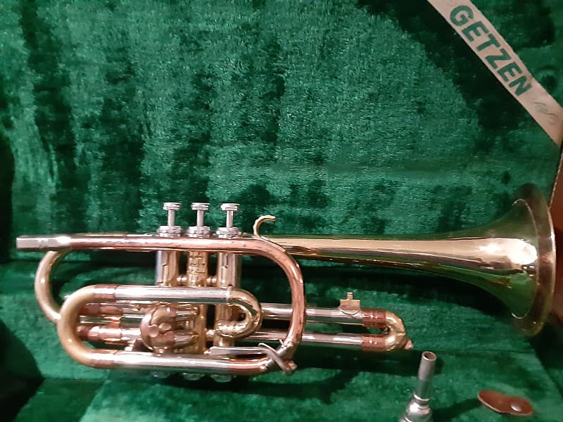 Vintage 1950s Getzen Super Deluxe Tone Balanced Bb Cornet w/ Original Case