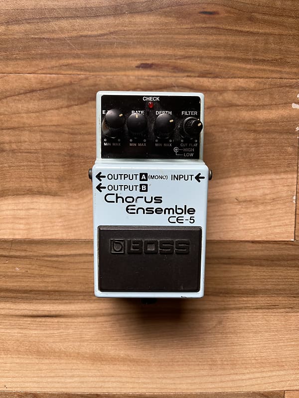 Boss CE-5 Chorus Ensemble (Blue or Pink Label) | Reverb Canada