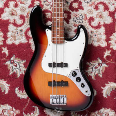 Bacchus WJB5-580/R-Act-3TS 5-String 3 Tone Sunburst Active Bass | Reverb  Bulgaria