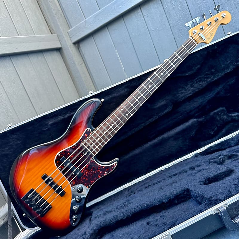 1997 Fender American Deluxe Jazz Bass V (5 strings) 3-Tone