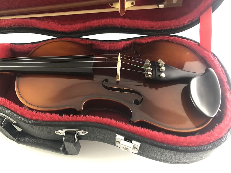 Suzuki LTD Nagoya Japan 1/2 Violin Natural 220 Level