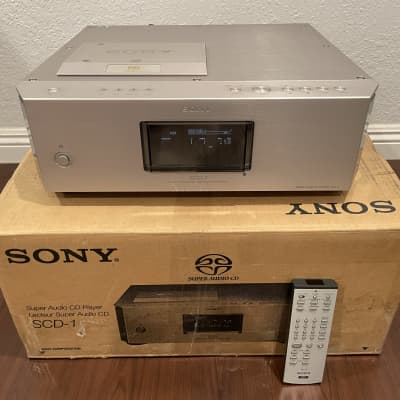 Sony  SCD-1 Super Audio CD Player with original remote control  Silver image 1