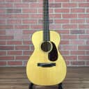 Martin 0-18 Acoustic Guitar (Discontinued, w/ Hardshell Case)