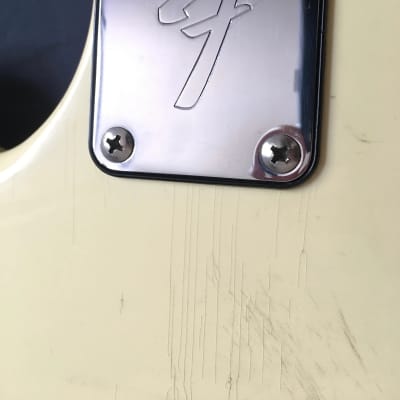 Fender Musicmaster Bass 1972 - 1979 Olympic White image 7