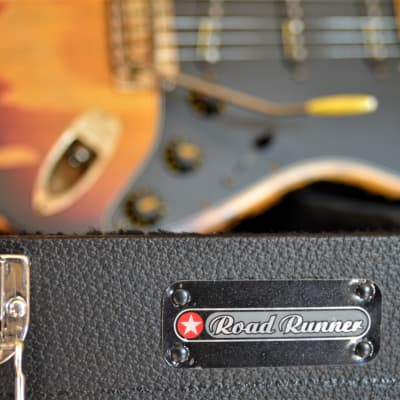 American Fender Stratocaster Sunburst Relic Noiseless Pickups image 18