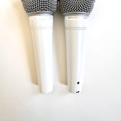 2 Shure SM48 White Dynamic Microphones Limited Edition Rare w/ White Clips & 25 Foot White XLR Cables