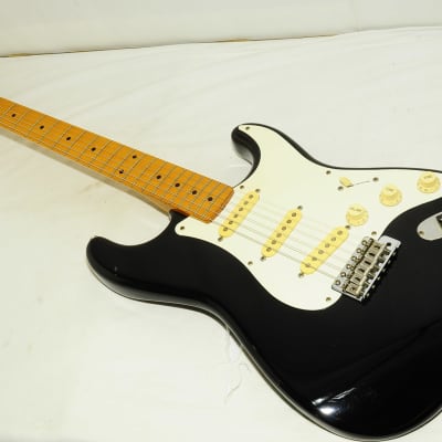 Good Fender Japan Stratocaster E Serial Squier  Fujigen '80s Electric Guitar Ref No.4999 for sale