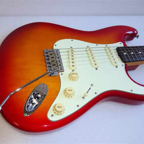 Fender Japan STRATOCASTER ST62 JD-SERIAL 2016 Cherry