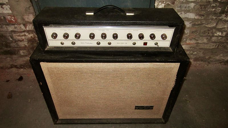 Silvertone Model 1464 Solid State 100 Amp 1966 - Black image 1