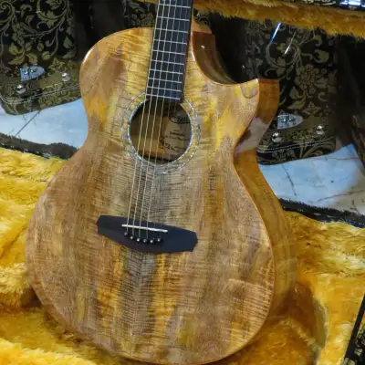 Batiksoul Guitars OM-C  Flamed Mango Exclusive Model 2022 image 11