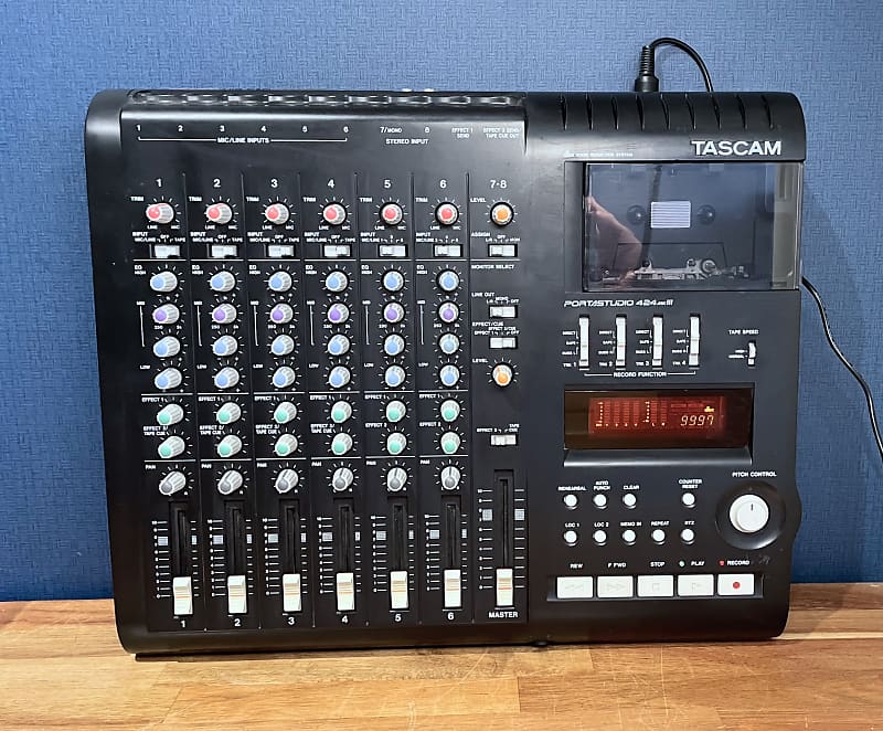 配信機器・PA機器・レコーディング機器 TASCAM PORTASTUDIO 424 MK III Tascam Portastudio 424MKII 4-Track Cassette Mixer Recorder