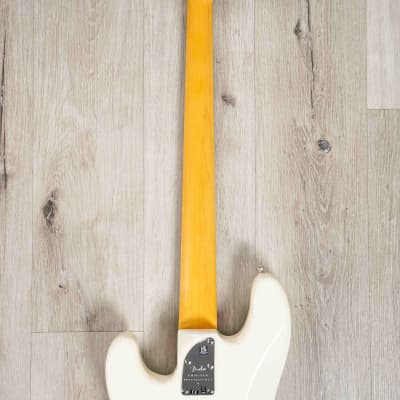 Fender American Professional II Precision Bass, Maple Fingerboard, Olympic White image 5