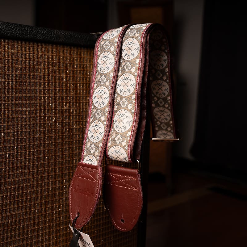 Souldier Guitar Strap Medallion Maroon