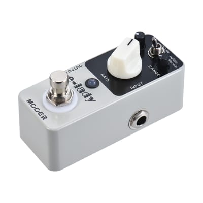 MOOER E-Lady Classic Analog Flanger Electric Guitar Effect Pedal True Bypass image 3