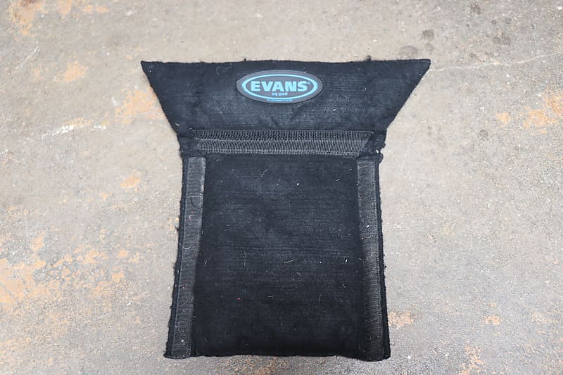 Evans EQ Bass Drum Muffler Pillow Reverb