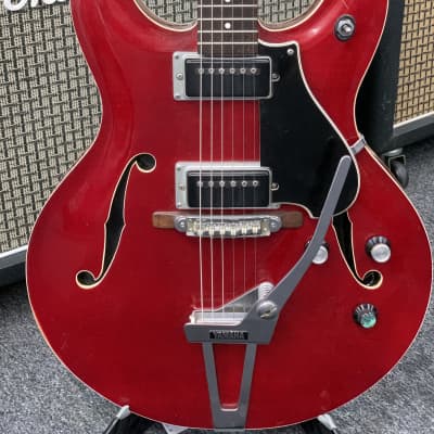 Yamaha SA-30 T Hollow Body with Tremolo 1967 - 1972 - Cherry Red for sale