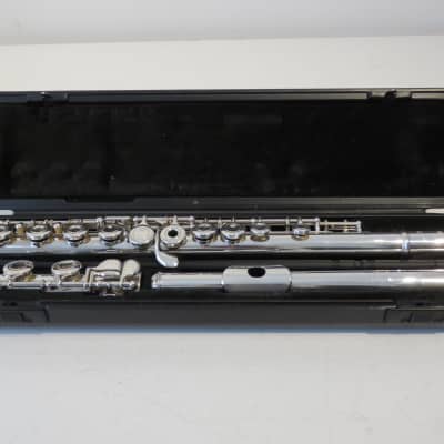 Yamaha YFL-371 Open Hole Flute Outfit with Solid Silver Head Joint image 11