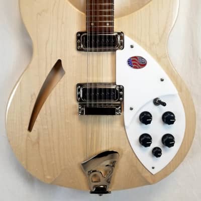 Rickenbacker 330 12 Mapleglo - Semi-Hollowbody 12 String Electric Guitar Natural Maple Color With Ca image 4