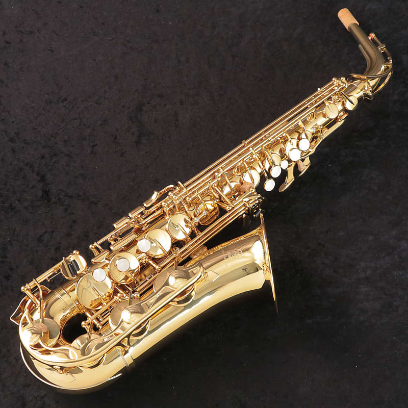 YAMAHA YAS-380 Alto Saxophone with Case Easy to produce