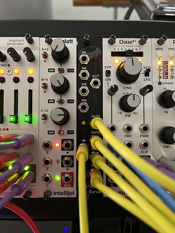 Erica Synths Black Mixer / Splitter V2