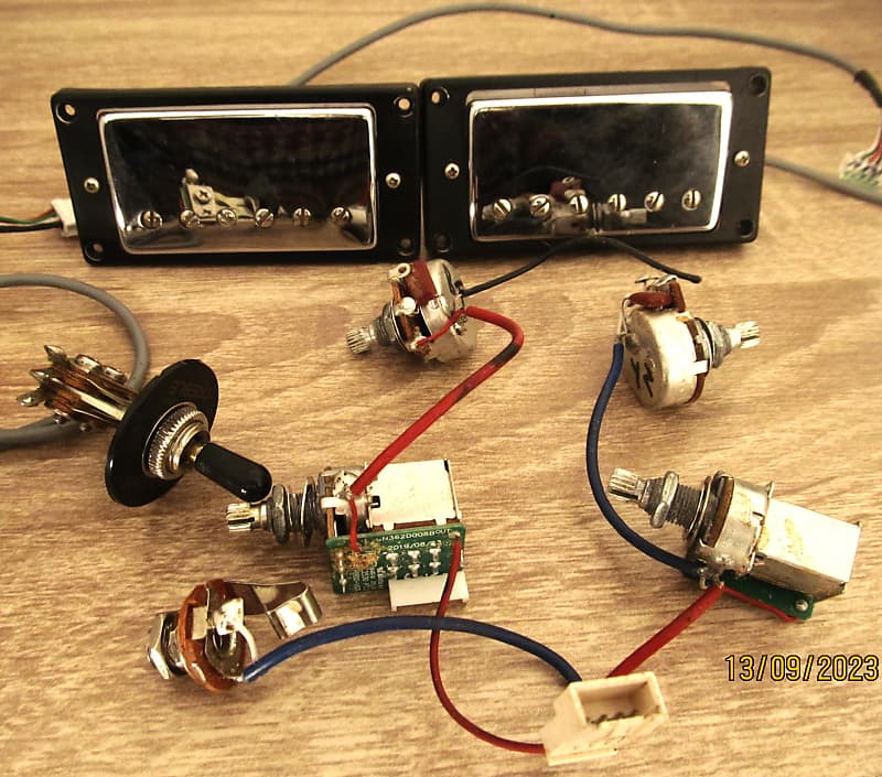 EPIPHONE Alnico Classic Pro pickups +loom + push pull coil Reverb UK