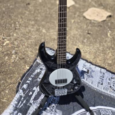 FLEABASS MODEL 32 BLACK オマケミニアンプ付き FLEABASS/フリーベース model 32 黒 - メルカリ