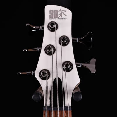 Ibanez SR305EPW SR Soundgear 5-String Bass, Pearl White 7lbs 14.2oz image 6