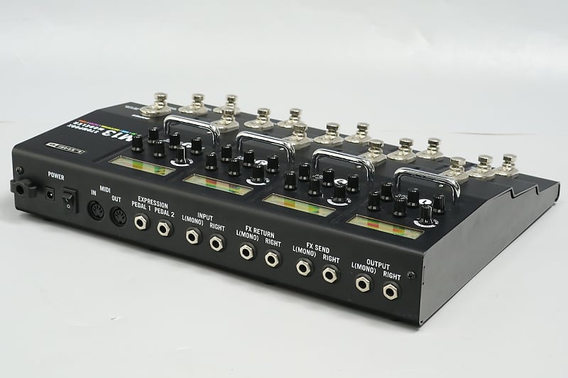 ⭐️Line6 M13⭐️ Line 6 M13 - Stompbox Modeler | Long & McQuade