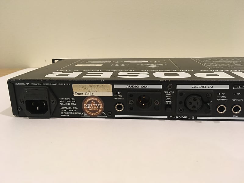 BEHERINGER MDX2100 アナログコンプリミッター中古品です。 BEHERINGER