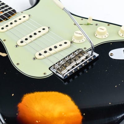 Fender Custom Shop 60 Stratocaster Heavy Relic Aged Black Over 3 Color Sunburst 2023 image 7