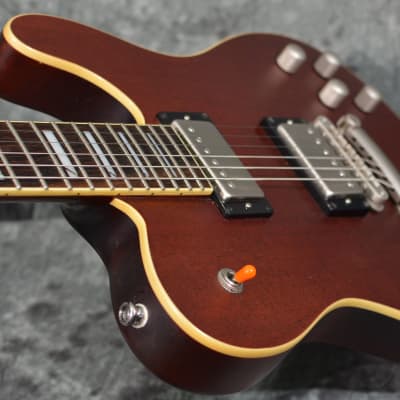 Squier Master Series Chambered Telecaster Wine Satin w/ Hardshell