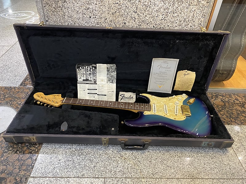 Bonnie raitt store fender stratocaster