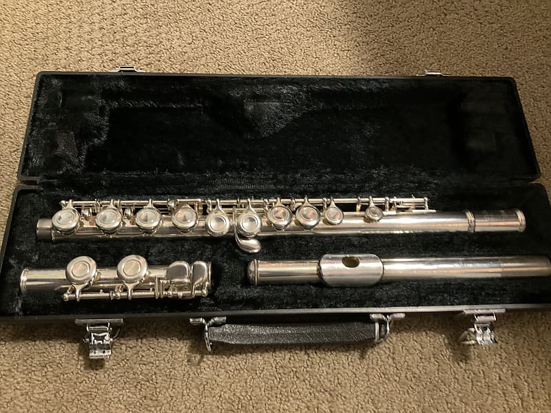 Yamaha YFL-211 Student Flute | Reverb