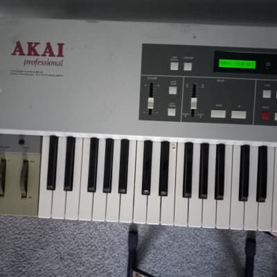 Akai AX 73  Analog Synthesizer image 2