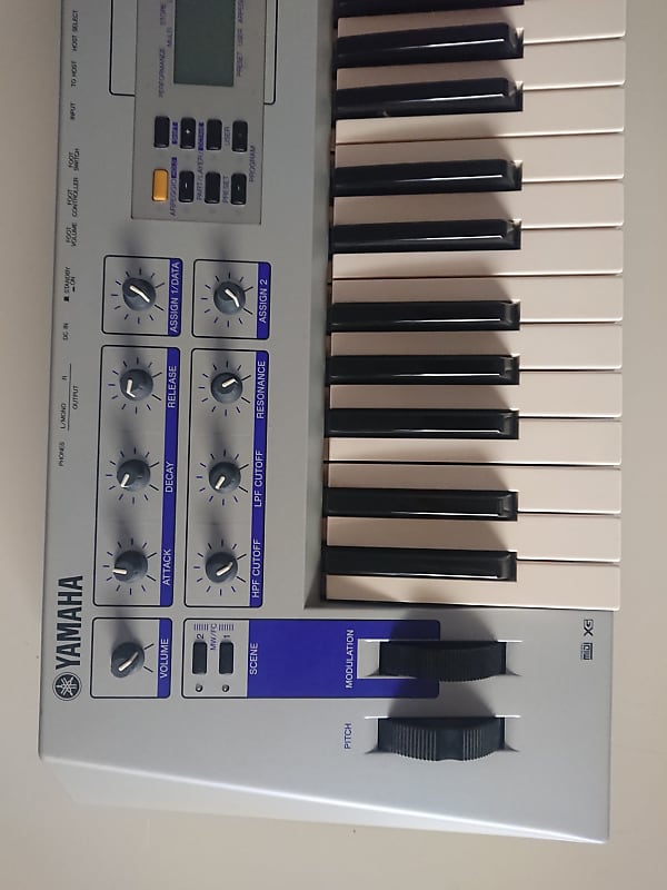 Yamaha CS2X