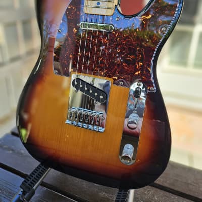 Fender Telecaster - Sunburst, MIM, Exc Condition, 2016 image 2