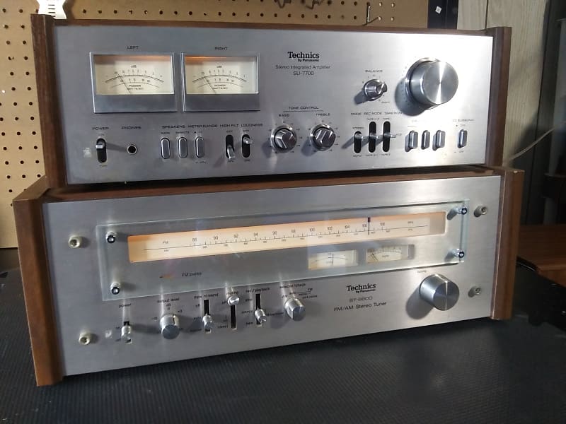 Technics Stereo Tuner ST-8600 & Integrated Amplifier SU-7700