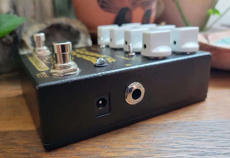 Mad Professor Loud 'N' Proud Overdrive/Fuzz 2018 - Black | Reverb