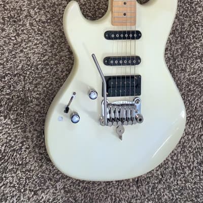 1980's G&L Rampage Salmon Pink w/ Hardshell Case + Free 1980's G&L Rampage Salmon Pink w/ Hardshell Case + Free