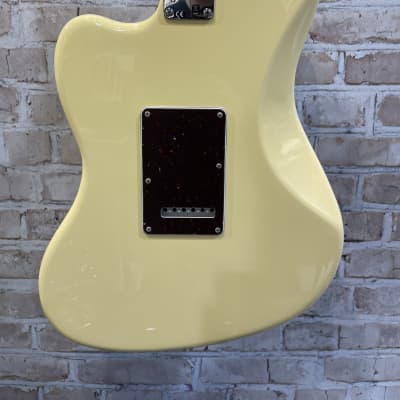 Fender American Performer Jazzmaster with Rosewood Fretboard - Vintage White (King Of Prussia, PA) image 4