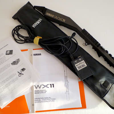 Yamaha WX11 MIDI Wind Controller w/Pro Custom Battery Power Supply