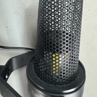 Shure SM7B Cardioid Dynamic Microphone 2001 - Present - Black image 8