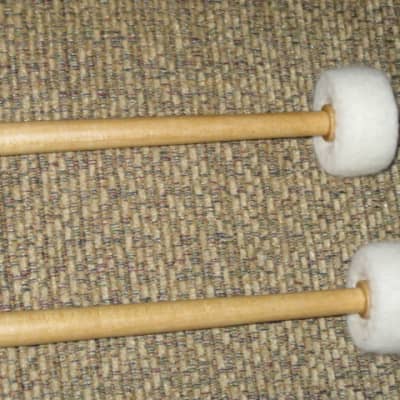 ONE pair new old stock (with packaging) Vic Firth T2 AMERICAN CUSTOM TIMPANI - CARTWHEEL MALLETS (SOFT), Head material / color: Felt / White -- Handle material: Hickory (or maybe Rock Maple) from 2010s (2019) image 14