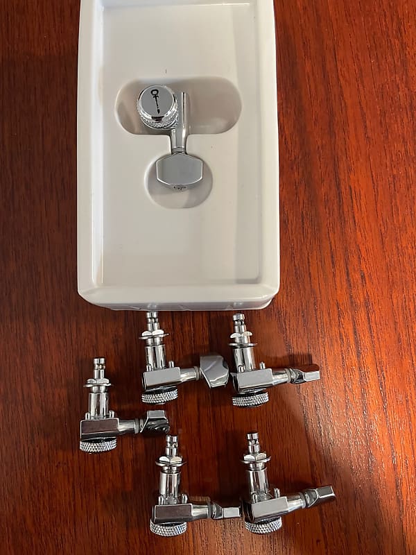 Charvel DK24 ProMod Locking Tuners Reverb