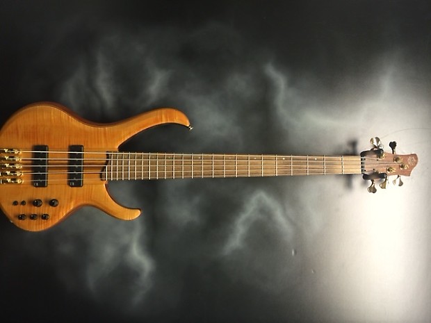 Ibanez BTB 1405 E