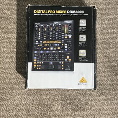 Behringer DDM4000 Professional 4-Channel Digital DJ Mixer with Sampler image 4