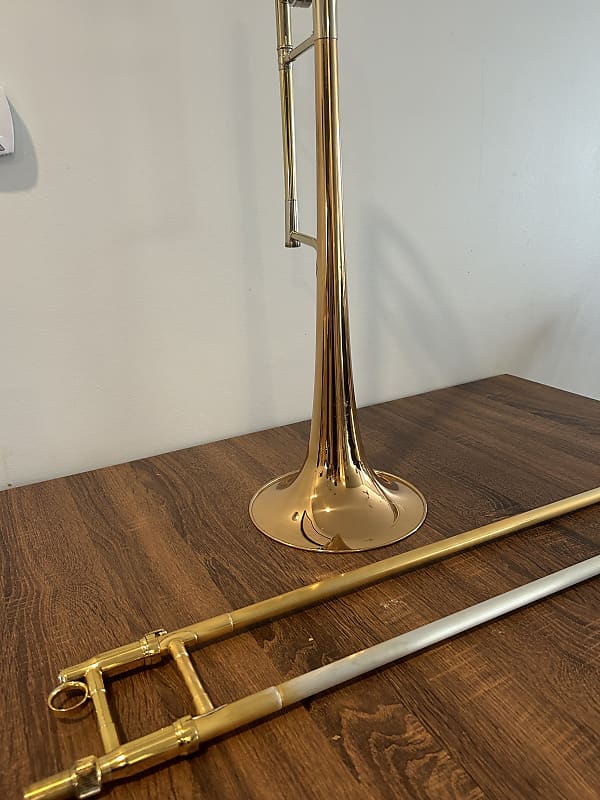 KINGテナーバストロンボーン2104FAM シルバーソニック