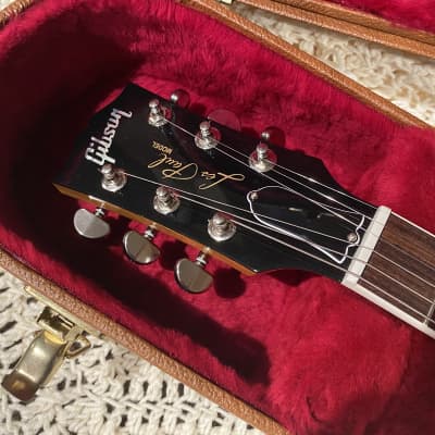 Gibson Les Paul Classic (2018) in Pelham Blue image 4